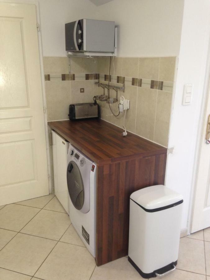 Charmant Studio A Uchaud Kültér fotó